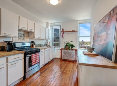 98 Luquer St; 4L kitchen