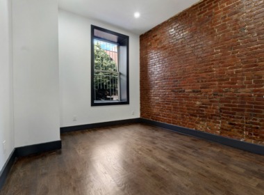 144 Huntington St #1 main bedroom