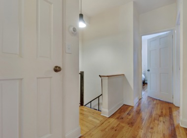 685 Sackett St #1 upper hall