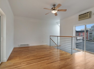 685 Sackett St loft:4th floor