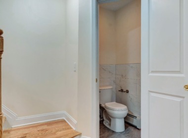 9130 Park Ln S 1:2bath